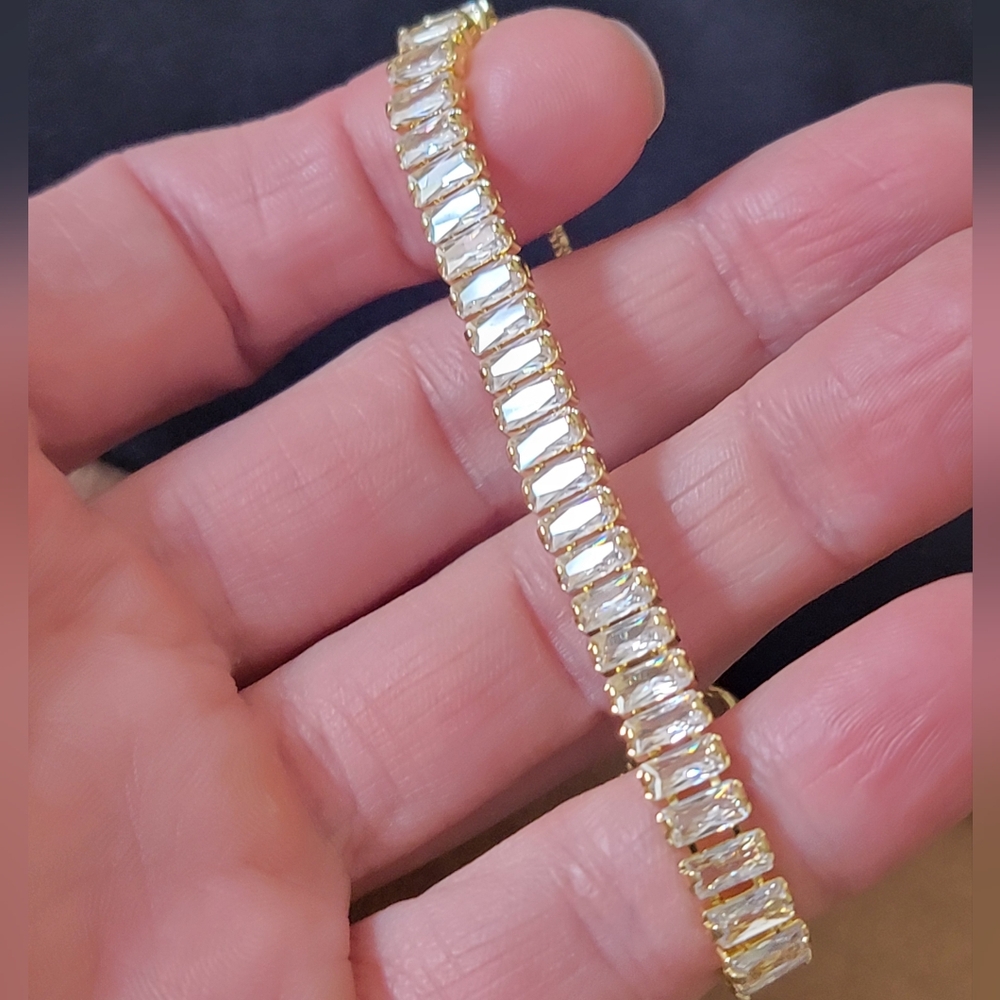 Lariat bracelet